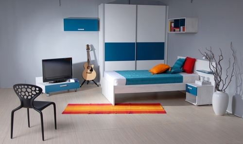 1 11 uncluttered bedroom