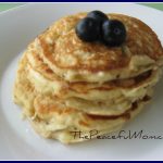 Oatmeal-Pancakes navy blue border