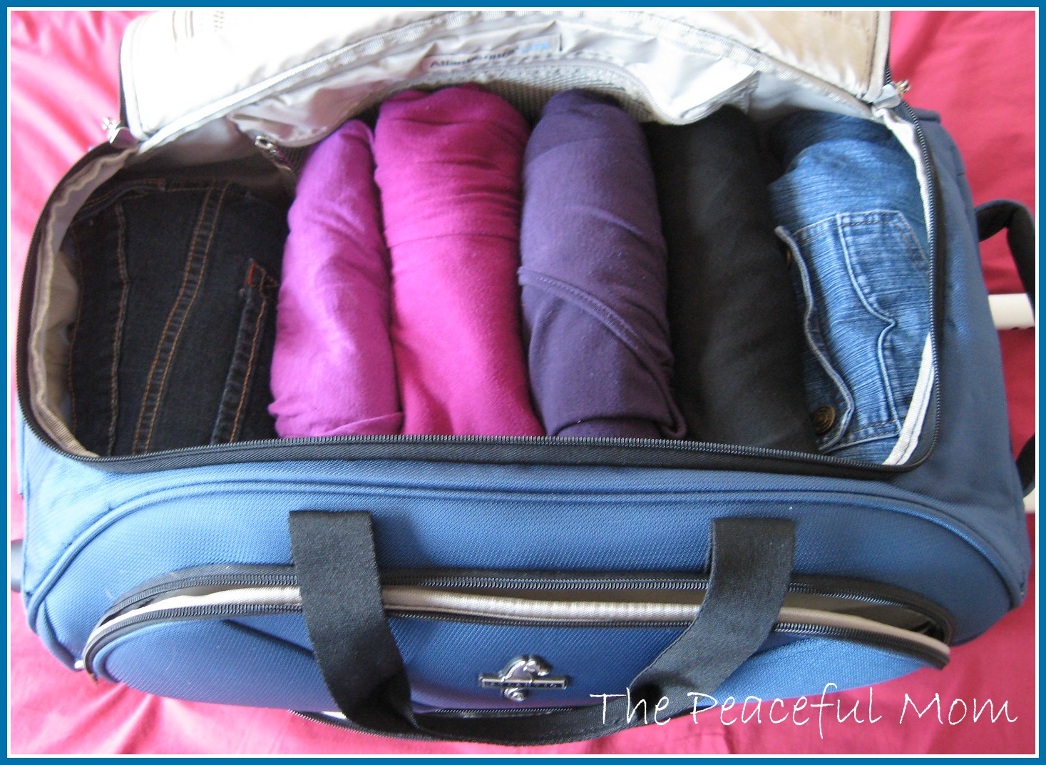 best way to pack clothes in luggage