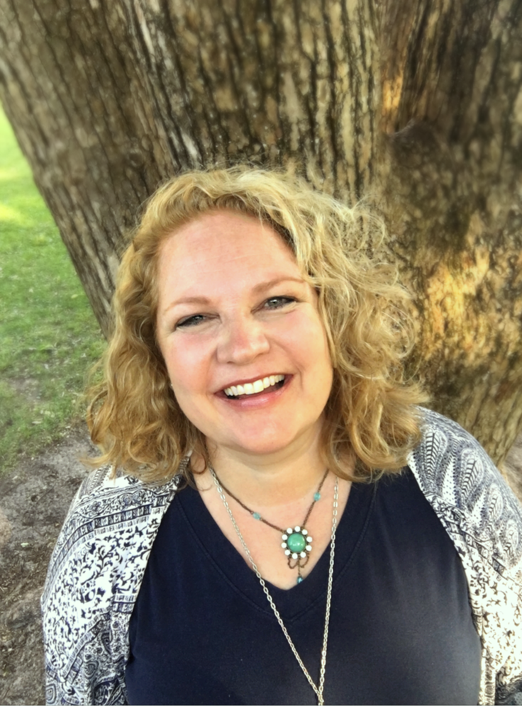 Kimberlee Stokes Head Shot 3 Park FINAL 2019 April